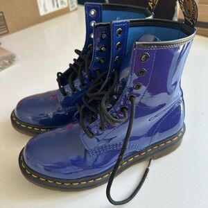 Dr Martens RARE Beautiful Blue patent leather boots